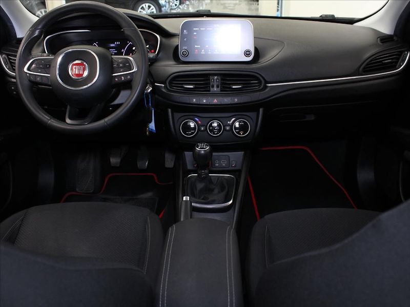Fiat Tipo 1,6 MultiJet 88kW Kam. NAVI - fotka 8 z 22