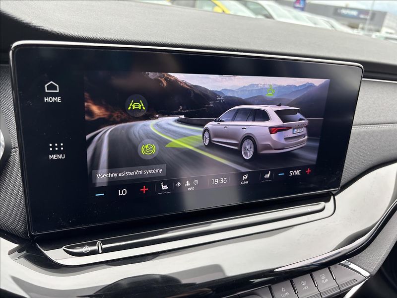 Škoda Octavia 2,0 TDI 110kW Style Aut - fotka 34 z 39
