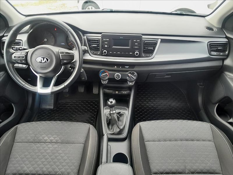 Kia Rio 1,2i 61kW - fotka 31 z 44