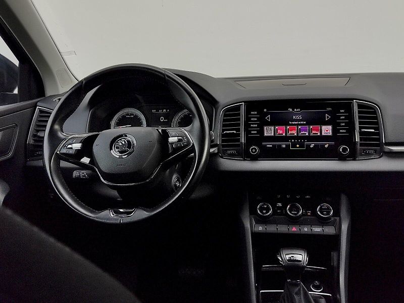 Škoda Karoq (2021) Ambition 2,0 Tdi 85 kw DSG - fotka 6 z 36