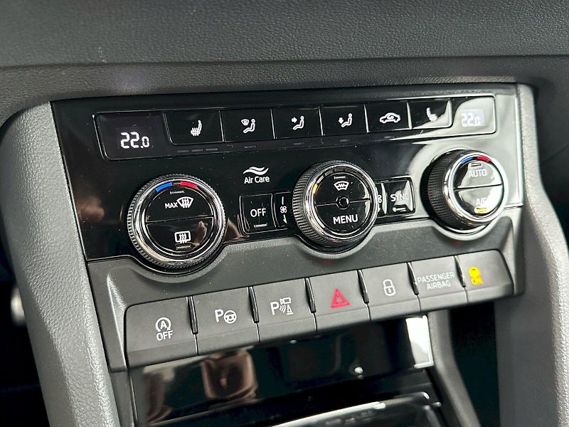 Škoda Karoq (2025) DSG 1.5TSI 110kW SportLine - fotka 24 z 36