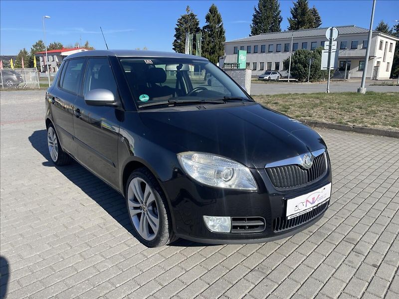 Škoda Fabia 1,4 i 16V 63kw Sportline Klima - fotka 6 z 42
