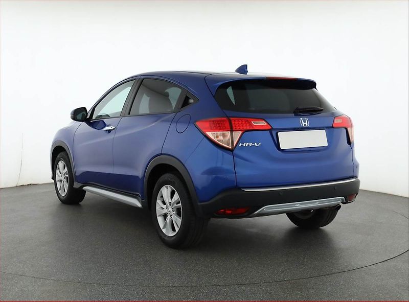 Honda HR-V (2017) Elegance 1.5 i-VTEC, Automat - fotka 4 z 19