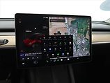 Tesla Model Y (2022) Long Range AWD 79kWh, SoH 89% - náhled 17