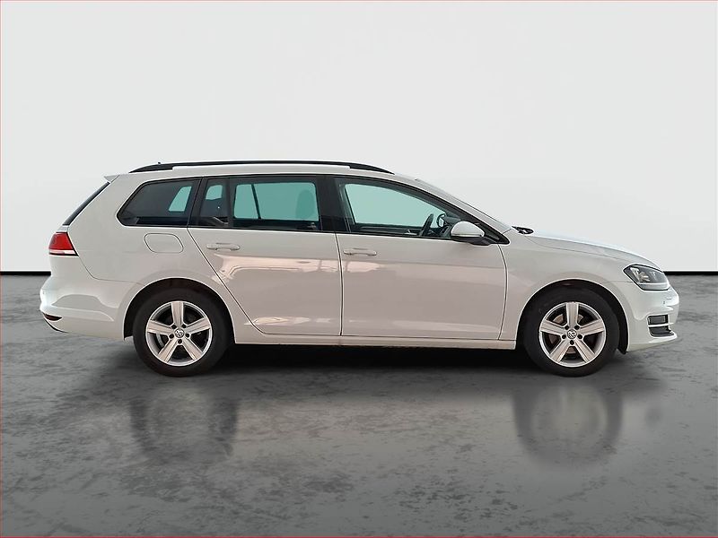 Volkswagen Golf (2014) 2.0 TDI, Navi, Xenony - fotka 6 z 22