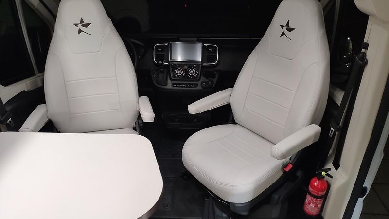 Autostar (2026) 630LJ PRESTIGE TOP KVALITA - fotka 17 z 34