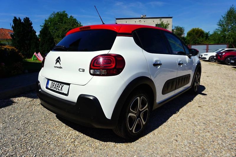 Citroën C3 (2018) SHINE 1,2 PT 60 kW - fotka 4 z 51