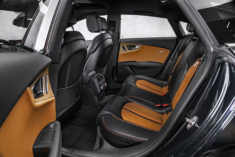 Audi A7 SB 3,0TDI Q Exclusive Masáže V - fotka 13 z 25