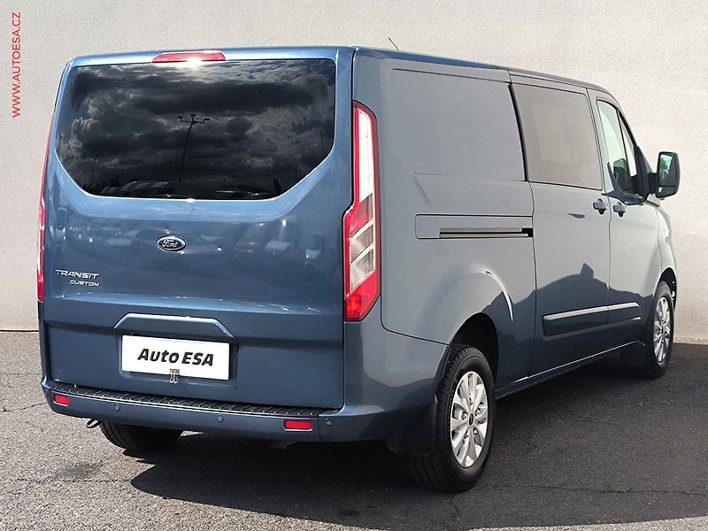 Ford Transit Custom (2021) 2.0TDCi L2  5míst, Limited - fotka 4 z 21