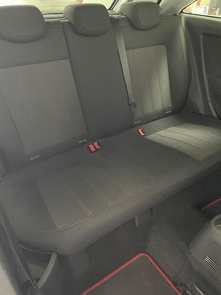 Opel Corsa 1.2 i AUTOMAT REZERVACE  - fotka 14 z 20