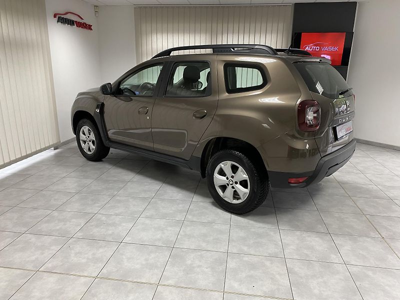 Dacia Duster 1.0 TCe LPG ČR REZERVACE  - fotka 8 z 26