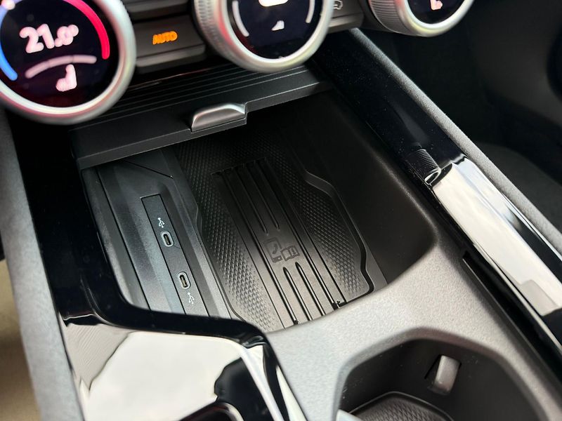 Škoda Superb Sportline 2,0 TDI 142 kW DSG 4 - fotka 22 z 28