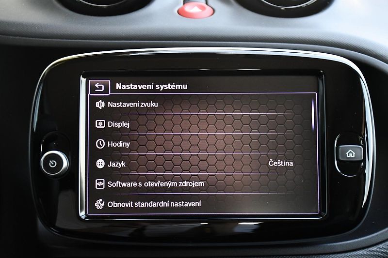 Smart Fortwo EQ - fotka 21 z 25