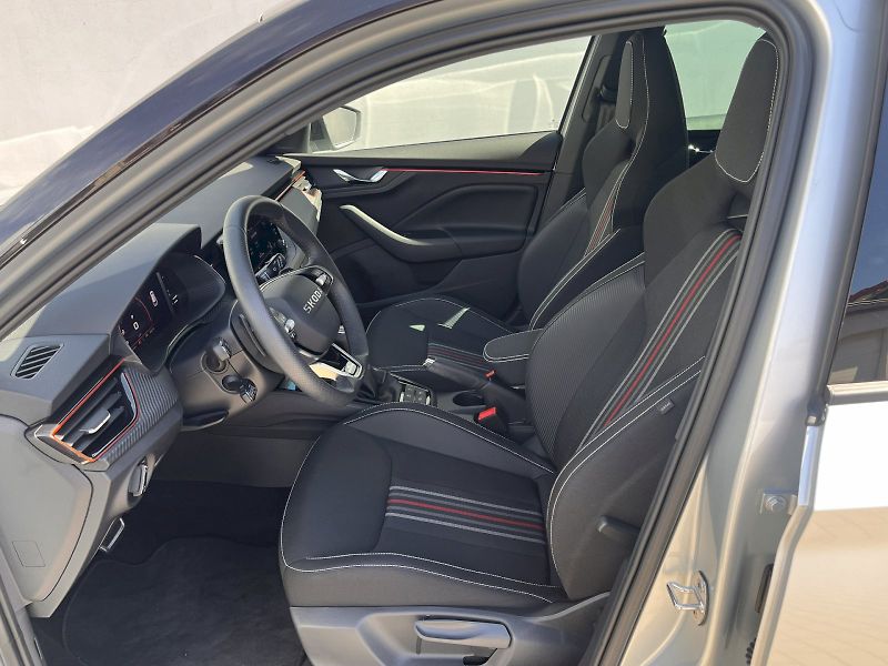 Škoda Kamiq (2025) 1,5TSI 110KW DSG MONTE CARLO - fotka 10 z 26