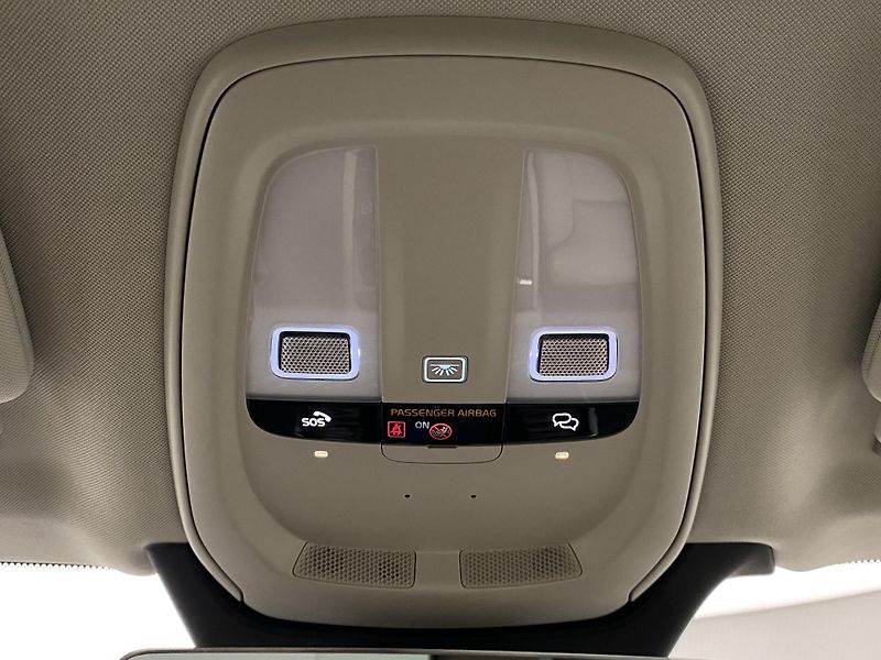 Volvo XC90 B5 AWD BRIGHT PLUS AUT CZ 7m - fotka 32 z 64