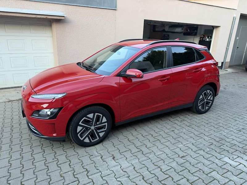 Hyundai Kona eletric-TOP STAV- záruka-40kWh - fotka 6 z 20