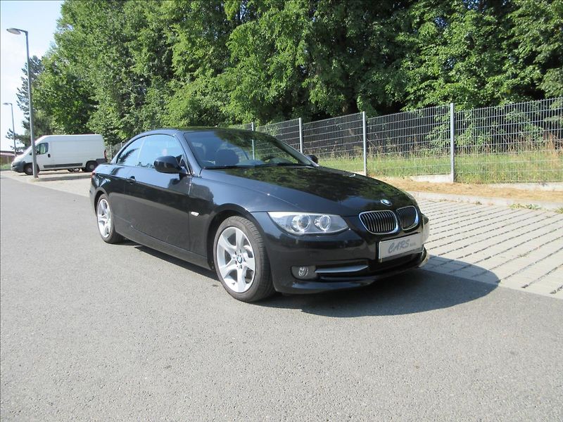 BMW Řada 3 325i 160Kw, Navi, 97 tis. Km. - fotka 9 z 42