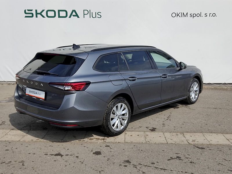Škoda Superb (2025) combi Selection 2,0 Tdi 110 Kw - fotka 2 z 37