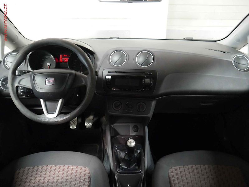Seat Ibiza (2009) 1.2i, 1.maj,ČR, servis.kniha - fotka 8 z 15