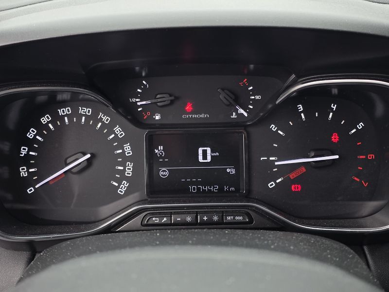 Citroën C3 Aircross (2018) 1,6 HDI 73kW - fotka 9 z 10