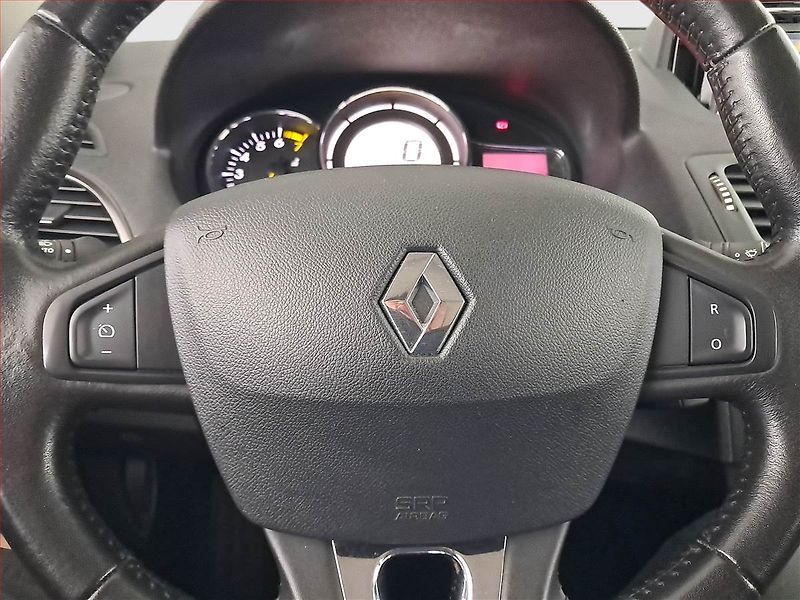 Renault Mégane (2014) 1.2 TCe, Navi, Tempomat - fotka 19 z 20