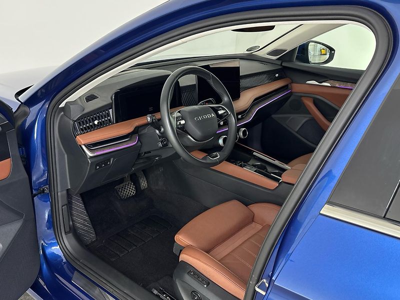 Škoda Superb Laurin & Klement - fotka 6 z 30