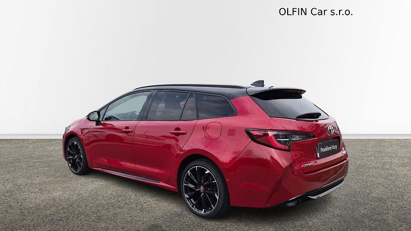 Toyota Corolla TS 2,0 HEV GR-Sport Dynamic - fotka 7 z 21