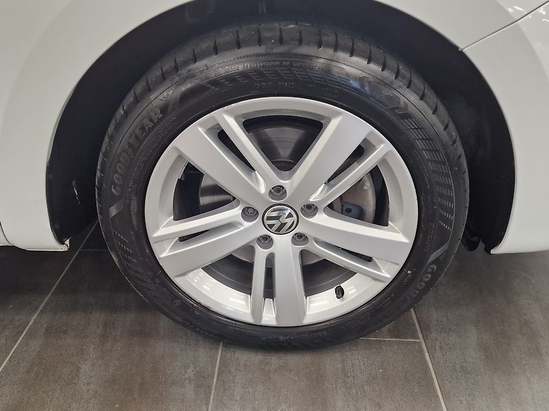 Volkswagen Sharan (2020) 130kW 4M GT DSG 2020 | Záruka - fotka 9 z 73