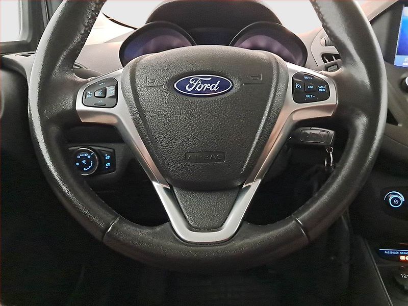 Ford Tourneo Courier (2021) Trend 1.5 TDCI, 5Míst, ČR, DPH - fotka 16 z 16