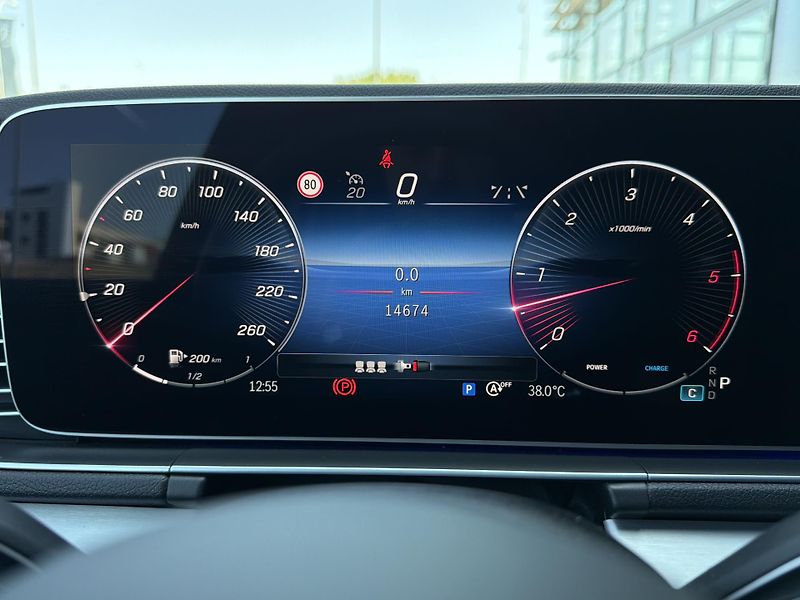 Mercedes-Benz GLE 450 d 4M AMG - fotka 16 z 29