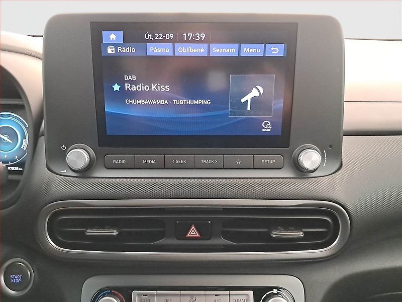 Hyundai Kona (2022) Electric 39 kWh, SoH 100% - fotka 12 z 18