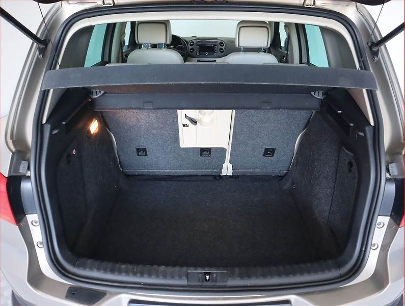 Volkswagen Tiguan (2012) Exclusive 2.0 TDI, 4X4 - fotka 14 z 20