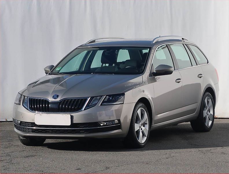 Škoda Octavia (2017) Style 2.0 TDI, Tempomat - fotka 2 z 20