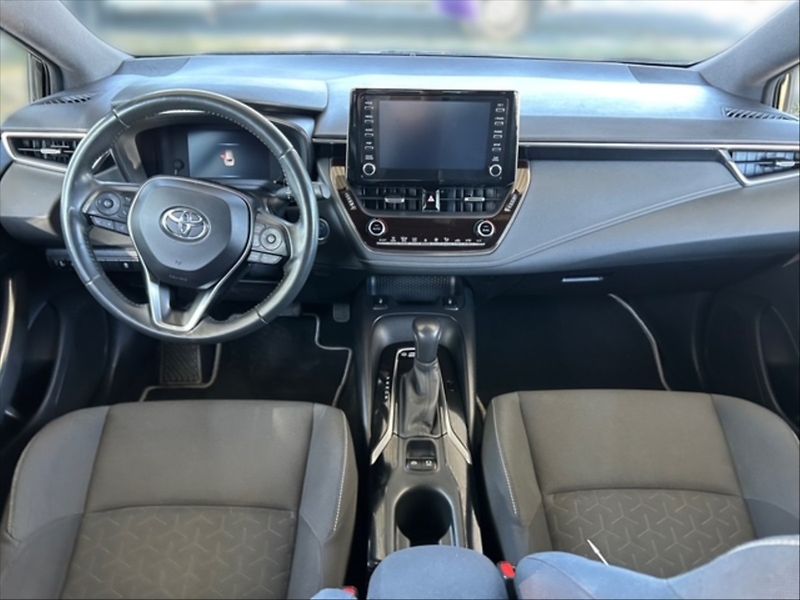 Toyota Corolla 1,8 TS Hybrid Comfort AT - fotka 9 z 11
