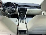 Volkswagen Passat (2015) 1.8TSi, ČR, LED, navi, kamera - náhled 8