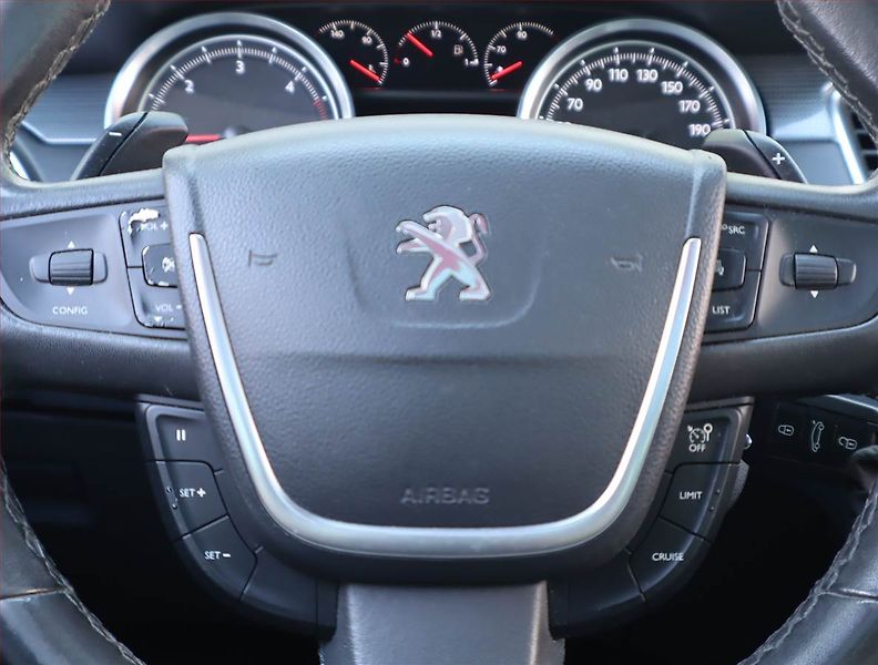 Peugeot 508 (2016) 1.6 BlueHDi, Automat, Navi - fotka 16 z 18