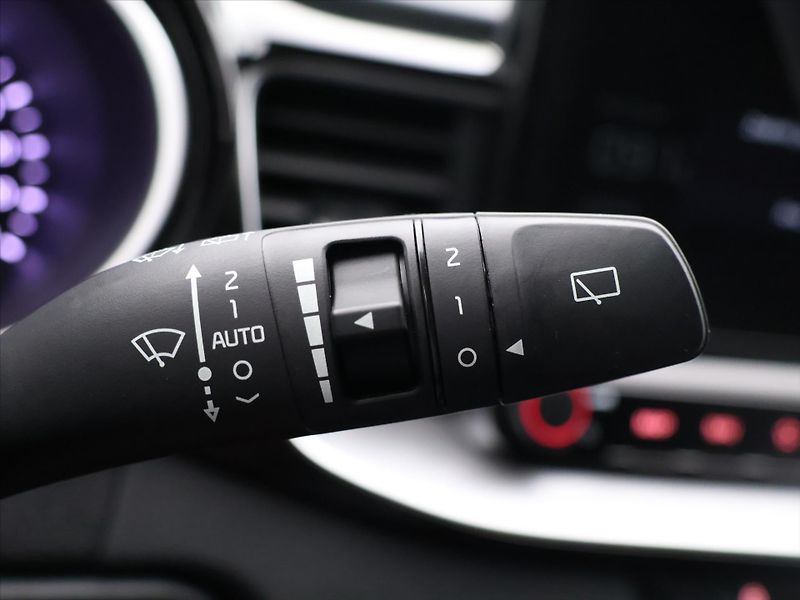 Kia XCeed 1,5 T-GDi 118kW Exclusive CZ - fotka 18 z 32