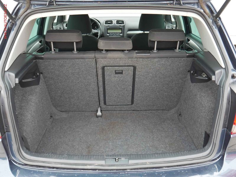 Volkswagen Golf (2011) 1.2 TSi, Comfortline - fotka 7 z 15