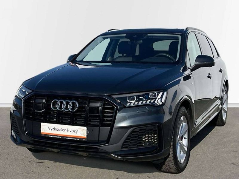 Audi Q7 (2023) S line 55 TFSI Quattro - fotka 18 z 20