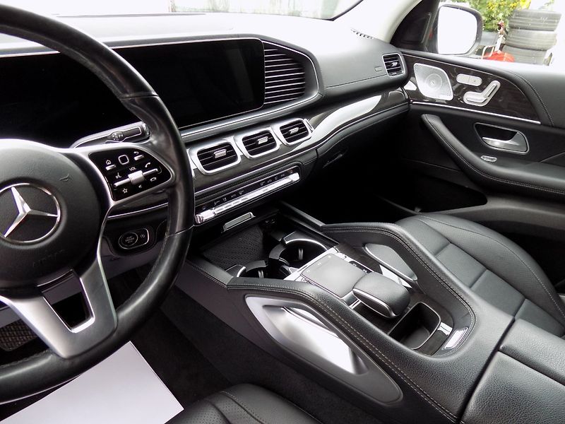 Mercedes-Benz GLE (2019) 300d/4-Matic/Full-Led/ - fotka 29 z 48