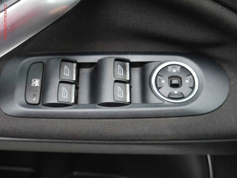 Ford Mondeo (2007) 2.0i, AC, temp, výhřev.sed - fotka 11 z 18