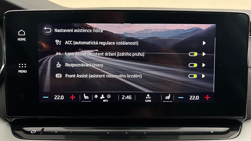 Škoda Octavia 2.0 TDI DSG Style - fotka 26 z 29