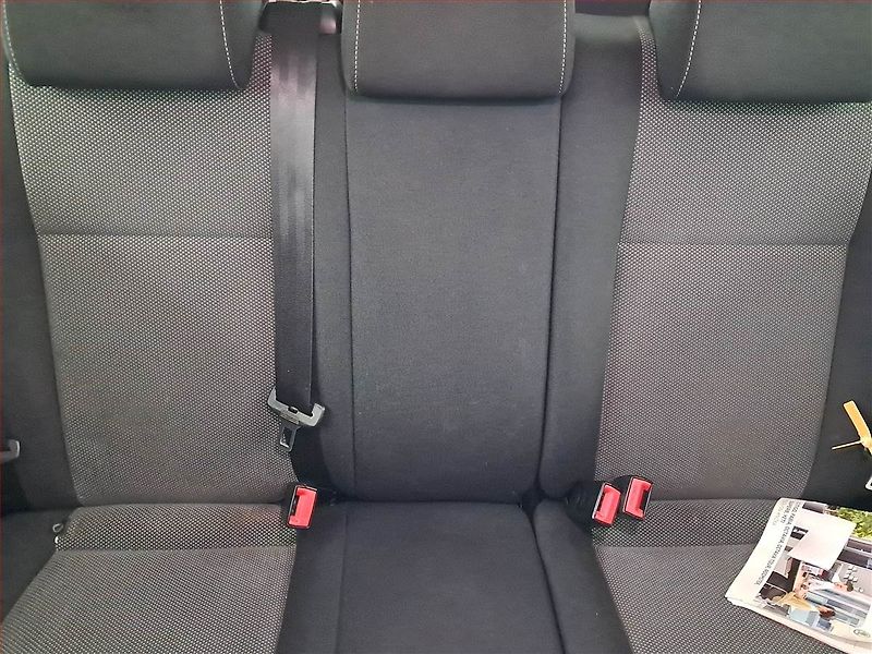 Škoda Fabia (2012) Sport 1.2 TSI, Serv.kniha - fotka 10 z 19