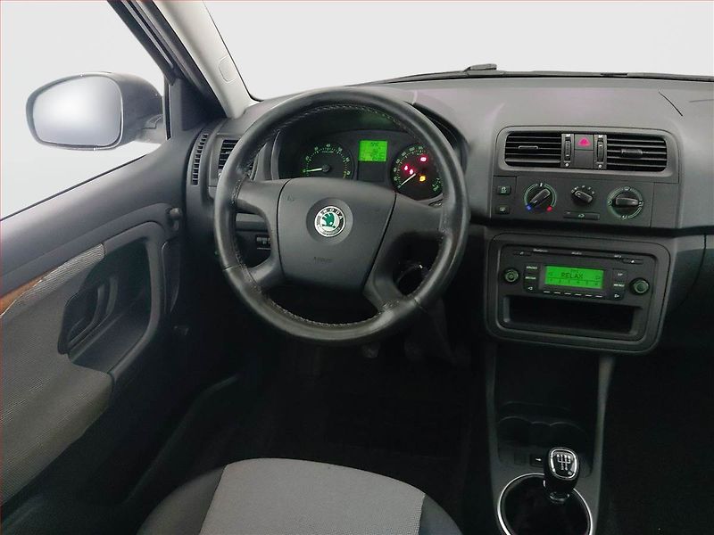 Škoda Fabia (2011) 1.2, po STK, jezdí skvěle - fotka 7 z 14