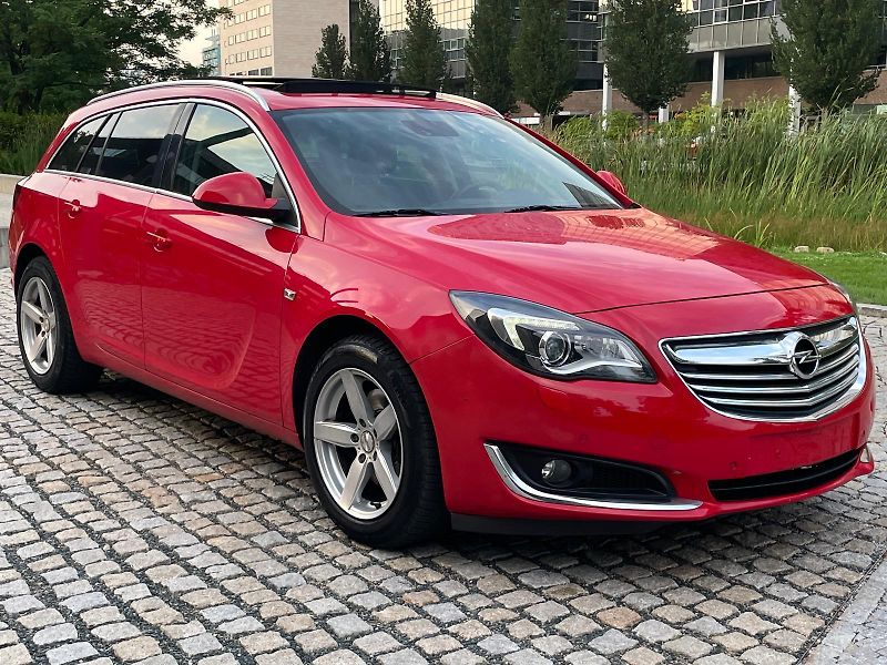 Opel Insignia 2.0CDT 4x4 AUT KAMERA SERVISKA - fotka 8 z 45
