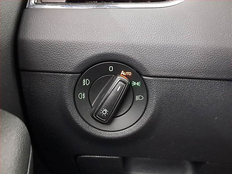 Škoda Octavia (2015) RS 2.0 TDI, Automat, Kůže - fotka 20 z 24