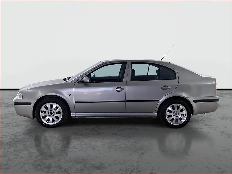 Škoda Octavia (2009) 1.6, Tažné, za skvělou cenu - fotka 3 z 17