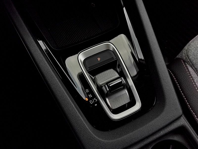Škoda Octavia (2025) Combi top Selection 1,5 Tsi 11 - fotka 26 z 42