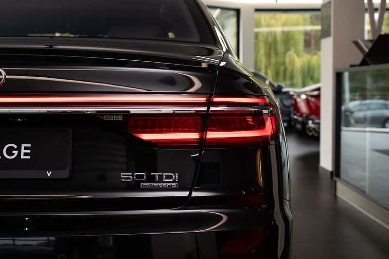 Audi A8 Vzduch. podvozek/Masážní sedad - fotka 24 z 25