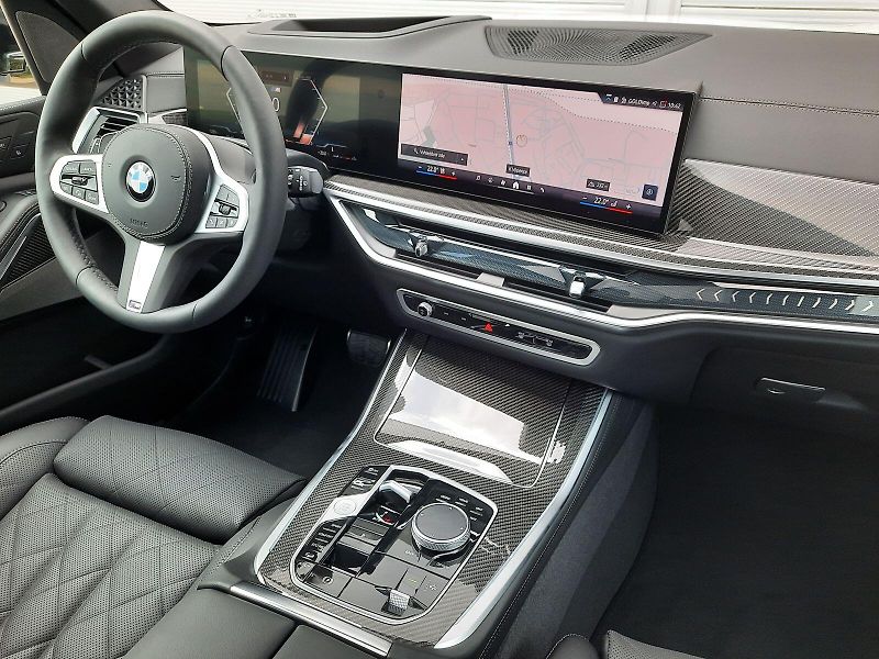 BMW X5 (2026) xDrive 30d M Sport - fotka 10 z 13